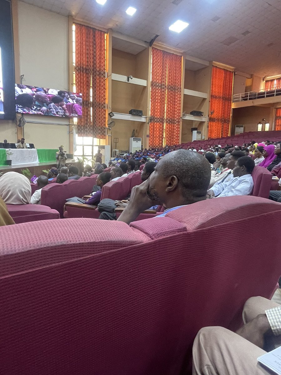 Nimelssa_UIL's tweet image. Today, NIMELLSAites and all students from the College of Health sciences were privileged to be part of the 9th KOLA OLAFIMIHAN Endowment lecture which was taken by Dr. TUNDE AYEYE. He spoke elaborately on the healthcare system in Nigeria and how we can improve it.

#NIMELSSA