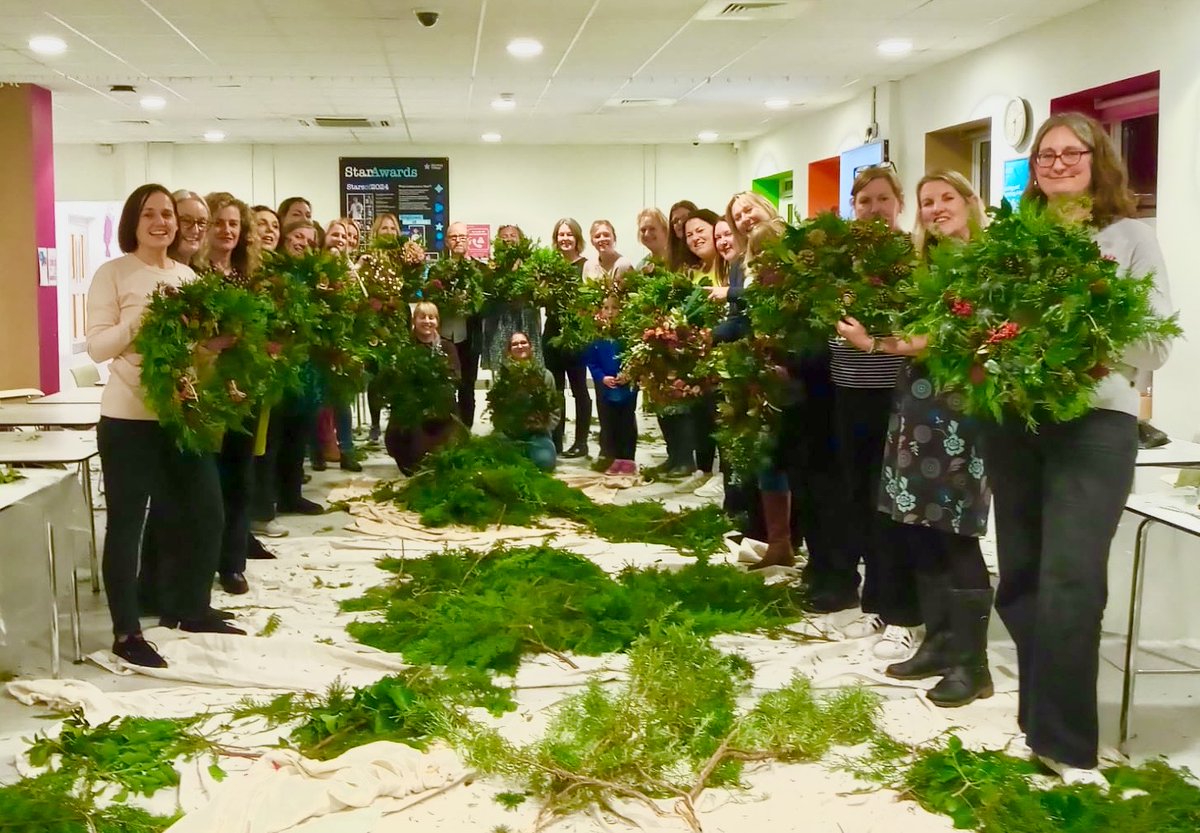 JennythompsonJ's tweet photo. We had another great week last week. The #library at Worthing College hosted an Open Mic session for our #ESOL and #IELTs students.  And the Business Admin team sourced materials for our annual Wreath making session-they all won 1st prize. @HelenaThomas01 https://t.co/uF388DtbGg