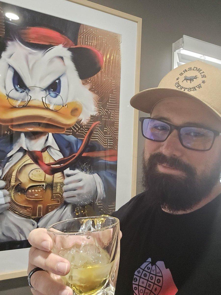 Historic moment! 

US$100,000 Bitcoin 

Cheers 🍻