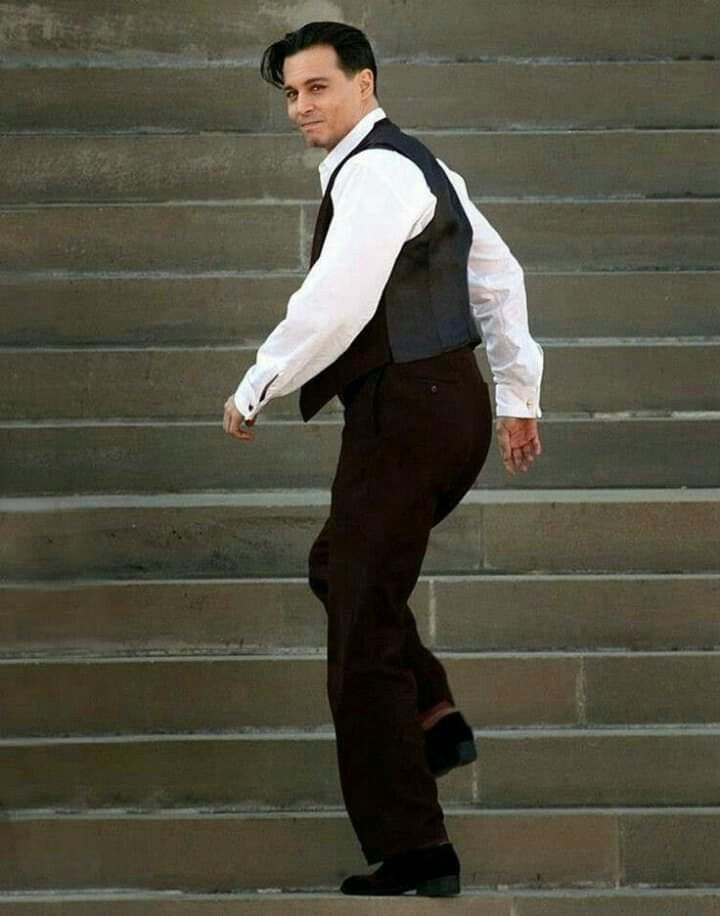 SusanJohnsonCl1's tweet photo. WE LOVE JOHNNY DEPP
#NoJohnnyNoPirates
#JohnnyDeppIsALegend
#DeppOnAStep https://t.co/KtSAkF9kMr