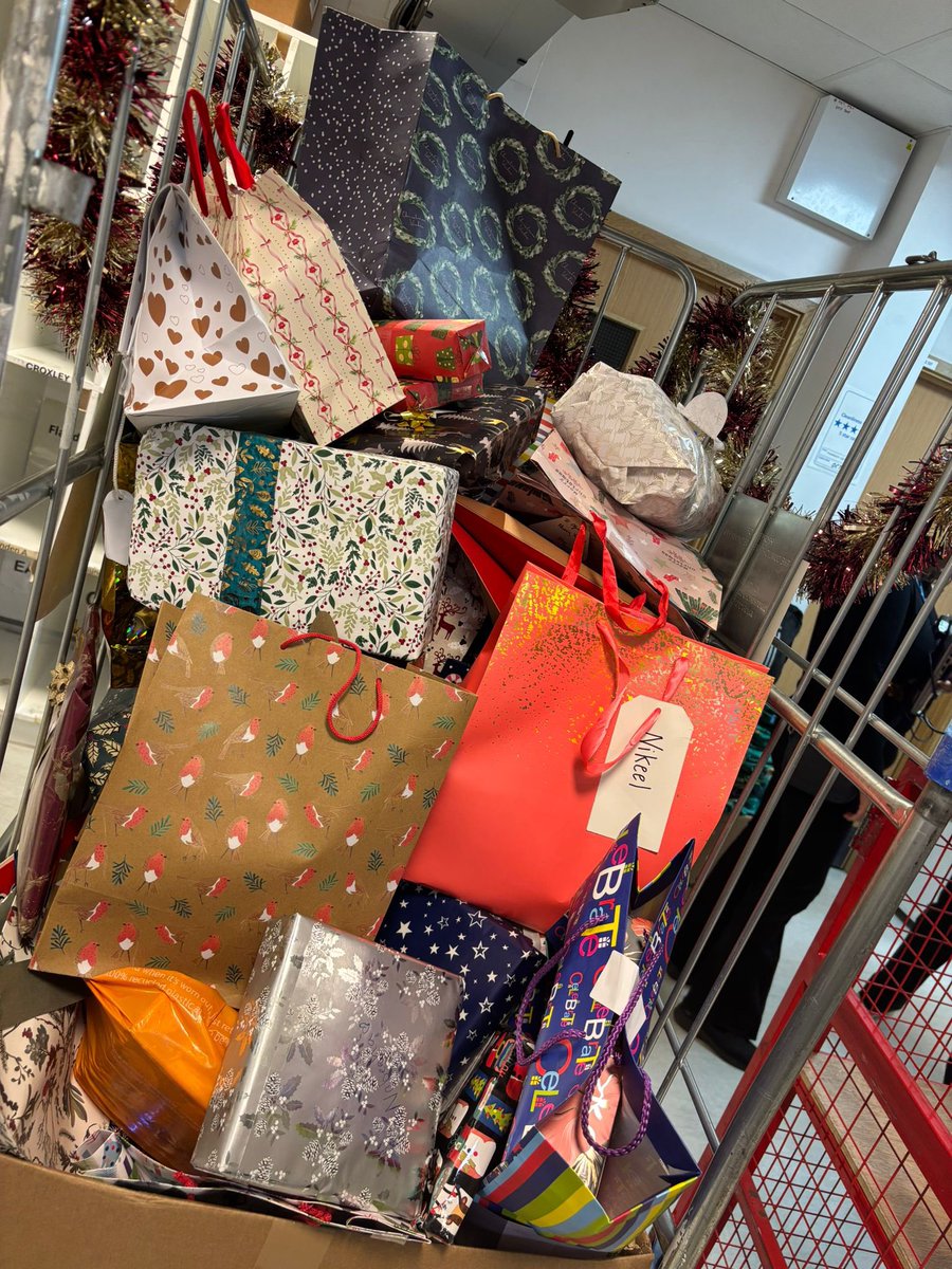 Pharmacy West Herts Hospitals NHS Trust tweet media