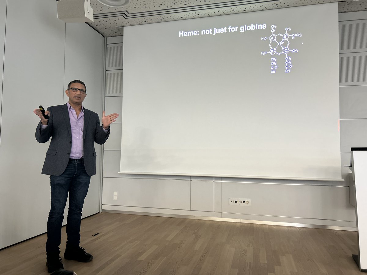 Balance of the Microverse (@microverse_exc) on Twitter photo As part of the JEMS, <a href="/iqbalhamzalab/">Iqbal Hamza</a> unveiled the mysteries of heme transport in eukaryotes. 🔍 His favorite amino acid? Histidine! 🧡
Key advice: "Don’t let a rejected paper stop you—keep going!" 📝💪
Thank you for the inspiration and courage to stay bold in science! 🌟 As part of the JEMS, <a href="/iqbalhamzalab/">Iqbal Hamza</a> unveiled the mysteries of heme transport in eukaryotes. 🔍 His favorite amino acid? Histidine! 🧡
Key advice: "Don’t let a rejected paper stop you—keep going!" 📝💪
Thank you for the inspiration and courage to stay bold in science! 🌟