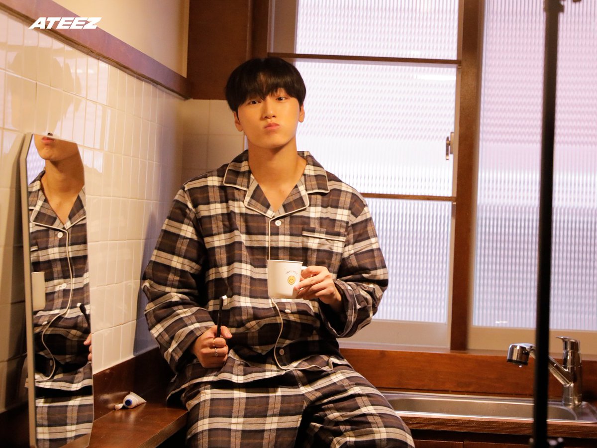 마일 tweet media