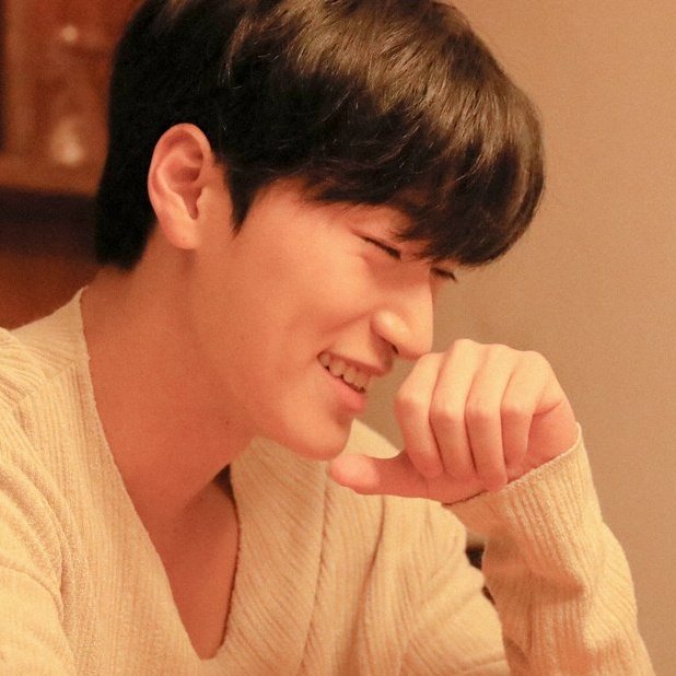 마일 tweet media