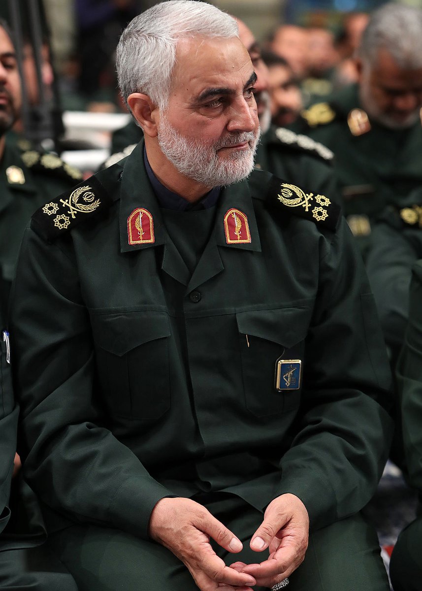AH315PSY's tweet photo. شما اگه بودی تو این و��عیت چیکار میکردی؟!
دعا کن خدا سایه رهبرتون رو بالای سر ما نگه داره...

#جات_خالی_حاجی https://t.co/jG44TzNVM1