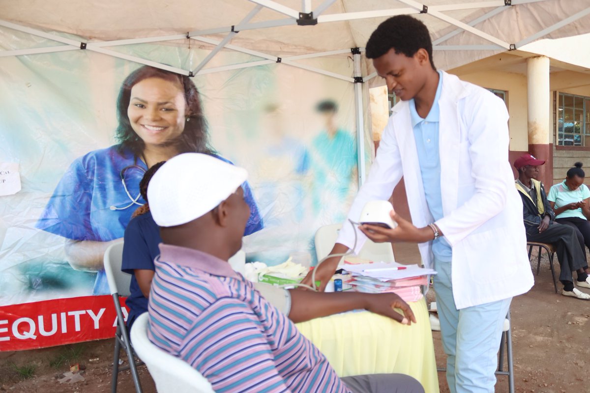 RotaryJuja's tweet photo. *Date:* 8th December 2024. 
*RE:* Gachororo Medical Camp Outcome Report
Here are the highlights from the Gachororo Medical Camp:
*1.Patients Served:*
✅Day 1: 282
✅Day 2: 243
✅Day 3: 316
Total: 841 patients!
*https://t.co/3BtdBcy7aF Medications:* 465 patients. https://t.co/gkknLPtCVV