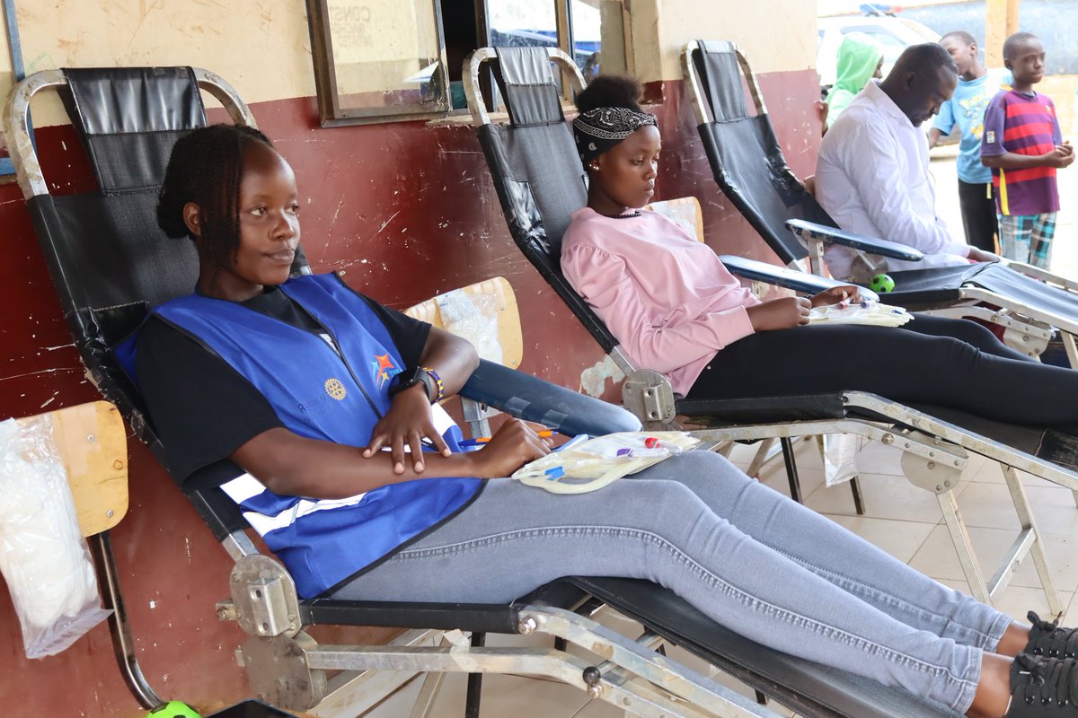 RotaryJuja's tweet photo. *Date:* 8th December 2024. 
*RE:* Gachororo Medical Camp Outcome Report
Here are the highlights from the Gachororo Medical Camp:
*1.Patients Served:*
✅Day 1: 282
✅Day 2: 243
✅Day 3: 316
Total: 841 patients!
*https://t.co/3BtdBcy7aF Medications:* 465 patients. https://t.co/gkknLPtCVV