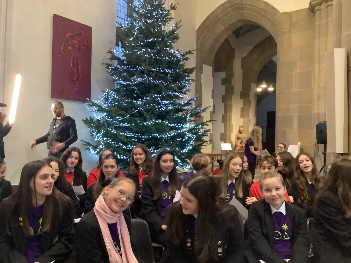 🎶| Priestnall Choir

The Advanced Choir travelled to Blackburn Cathedral to perform as part of Gabrieli Roar. This was an opportunity to perform with professional musicians from the Gabrieli consort led by Artistic Director Paul McCreesh.

Read more:
priestnallschool.org.uk/priestnall-cho…