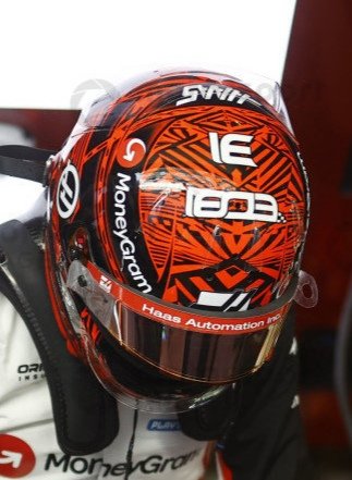 F1HLM's tweet image. Helmet design of Esteban Ocon, Haas F1 Team

📸 Motorsport Images

#eo31 #ocon #haas #f1 #formula1 #motorsport #F1Testing
