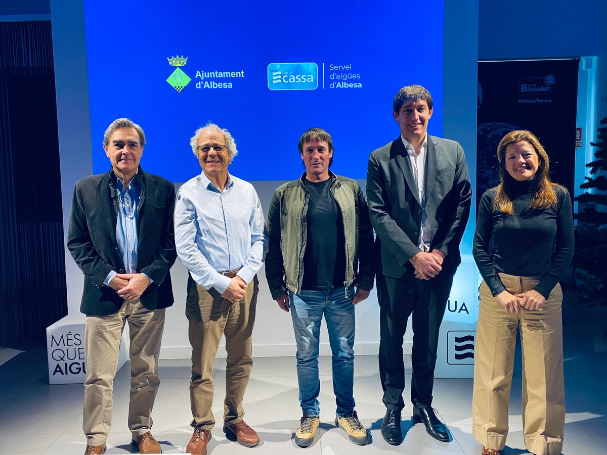 GrupCASSA's tweet photo. Un plaer rebre a les nostres instal·lacions l'alcalde d'Albesa, @AntoniBalasch
L'equip de #CASSA a Lleida, amb els professionals de l'Ajuntament, treballem per oferir un servei d'aigua d'excel·lència, sostenible i eficient
#MésQueAigua
#Albesa https://t.co/h2VGaPALIv