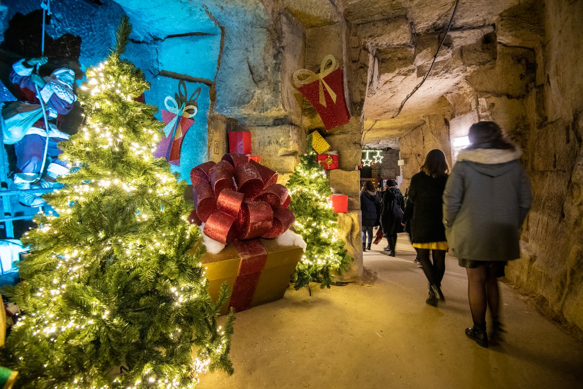 #KerststadValkenburg op nummer 7 in European Best Christmas Markets en terug in CNN’s top 10 magische kerstbestemmingen. Ook uitgeroepen tot Beste Kerstmarkt van NL en Beste <a href="/landalnl/">Landal</a> Kerstparade van Europa. Plan je bezoek doordeweeks en reis met het OV: kerststadvalkenburg.nl.