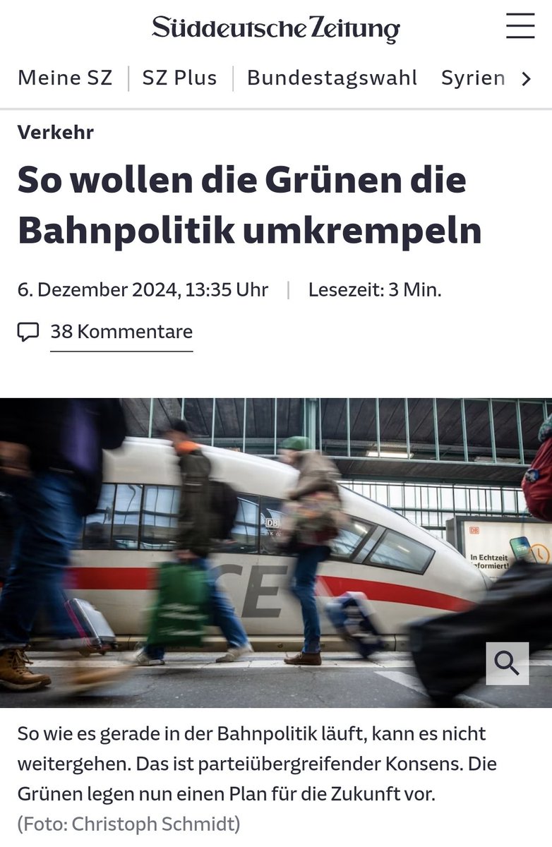Die Grünen sind übrigens die einzige Partei, die sich dafür einsetzt, dass Kinder &amp; Jugendliche bis 14 Jahren kostenlos beim Deutschlandticket der Eltern oder Geschwister mitgenommen werden dürfen. 

sueddeutsche.de/wirtschaft/deu…