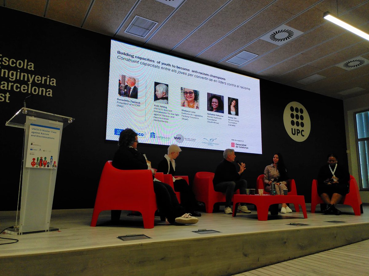 <a href="/UNESCO/">UNESCO 🏛️ #Education #Sciences #Culture 🇺🇳</a> <a href="/WeAreFamilyFdtn/">We Are (Family Found)ation</a> <a href="/exteriorscat/">Unió Europea i Acció Exterior</a> <a href="/educaciocat/">Educació</a> Arrenquem la Master Class amb una conversa entre joves líders de la <a href="/UNESCO/">UNESCO 🏛️ #Education #Sciences #Culture 🇺🇳</a> sobre la construcció de competències per convertir-se en líders contra el racisme.

Moltes gràcies per compartir les vostres perspectives! <a href="/anoopvirk/">Anoop Virk</a> <a href="/Xueli_Abbing/">Xueli Abbing</a> Rhebeca Luiza i <a href="/RethabileR_/">Rethabile</a>