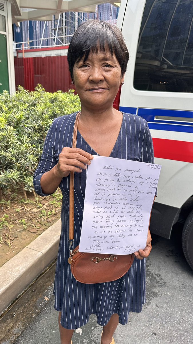 iamKatrinaSon's tweet photo. Liham ng mga magulang ni Mary Jane Veloso kay Pangulong Bongbong Marcos. 

Hiling daw nila ay mabigyan ang kanilang anak ng clemency para tuluyan na nila itong makasama. @gmanews https://t.co/MVVzwCmZ5R