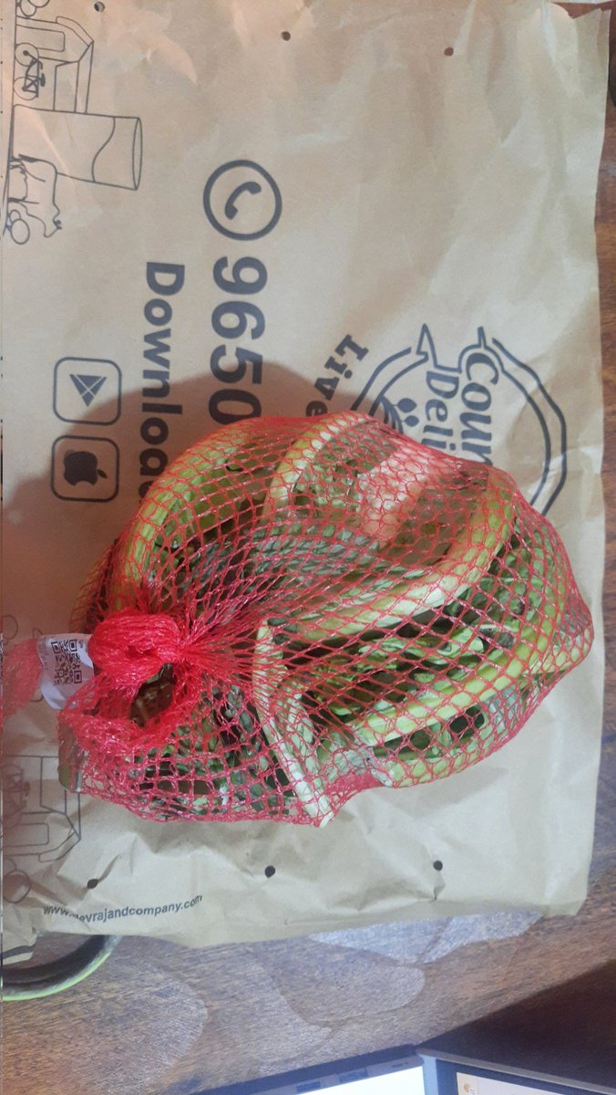 sk_rout's tweet photo. @_countrydelight Hello, please stop using these plastic net bags.
This harmful.  When you cut net, the vegetables is getting contaminated with small pieces of plastics. This is dangerous. You are using this net bag for many items like potato,  onion, cauliflower,  cabbage. https://t.co/i78UjwHIhn