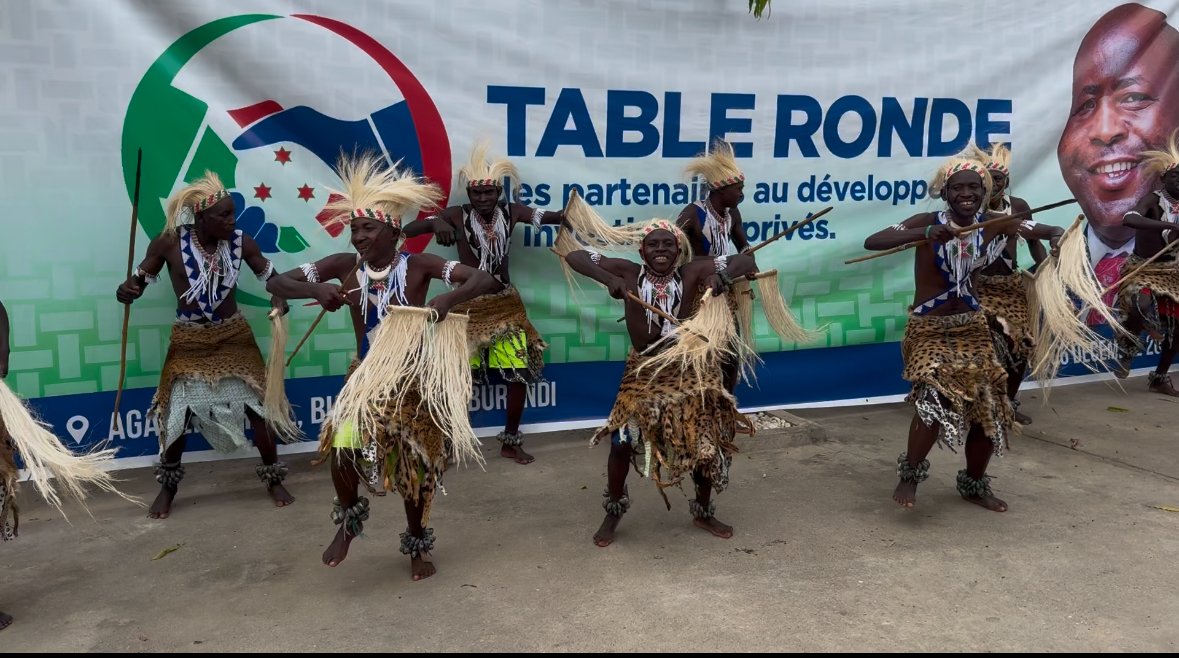 nkashokv's tweet image. Kudos to the Government of Burundi for a flawlessly organized roundtable in Bujumbura, with excellent coordination, hospitality, and attention to detail. 👏🇧🇮 #Burundi #ConferenceSuccess @BoscoBarege1 @CRCD_SouthLA @YBCharter @capyeikenya
