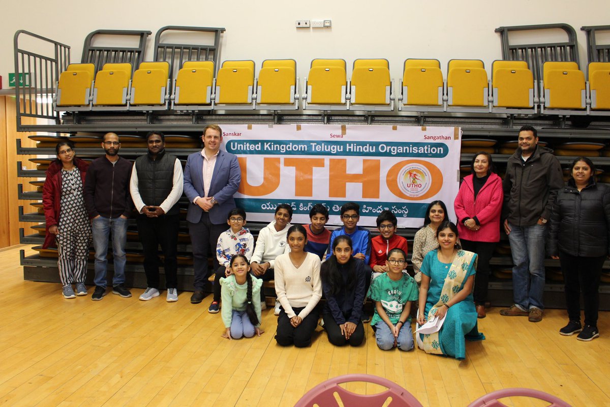 UKTeluguHindu's tweet image. UTHO successfully concluded its UKPW in Sutton with 20+ attendees, including Sutton MP Luke Tailor and Cllr Sunita Gordon. The debate centred on the topic &quot;Ban Social Media for Under 16,&quot; where participants shared their thoughts on the impacts of social media on young people.