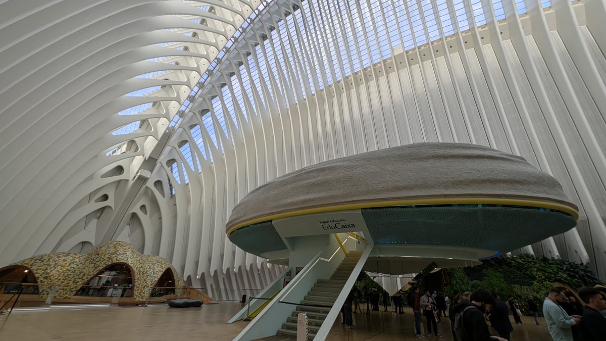 WooptixCorp's tweet photo. 🌍✨ Roberto Pangallo and Laila Quiles attended #ChipNation, the event organized by @_AESEMI and #VASIC🌍✨
✨The event was supported by #Canary Chip, @proexca and @ICEX_ , highlighting the collaboration between regions to strengthen the #semiconductor industry in Spain.💡 https://t.co/1doUqt7jbn