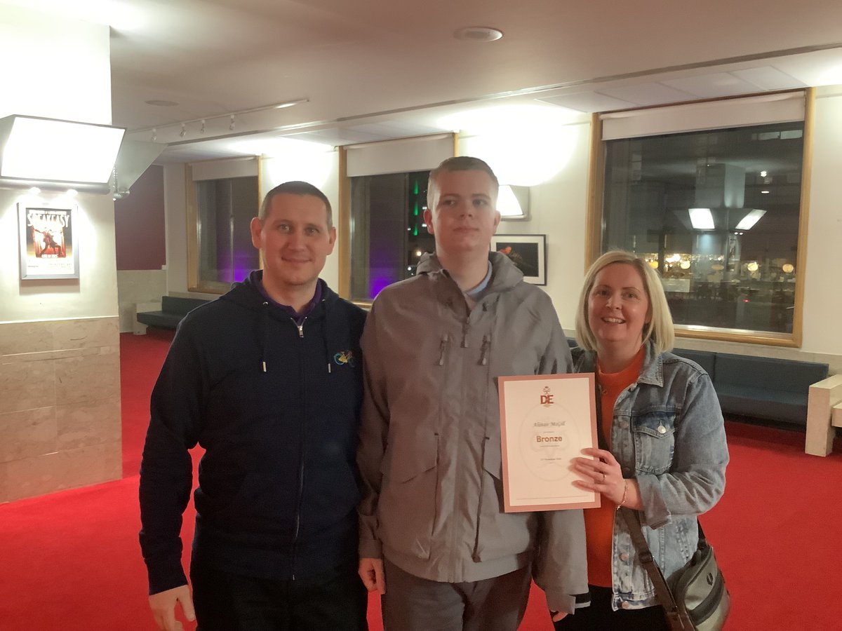 AshtonSecondary's tweet photo. Nice to catch up with some of last year's leavers at the @DofEGlasgow award ceremony at Glasgow Royal Concert Hall recently. #AshtonValues #Independence #Teamwork #Respect #outdoorlearning @DofE @DofEScotland #fb https://t.co/jyXXdbBm2m
