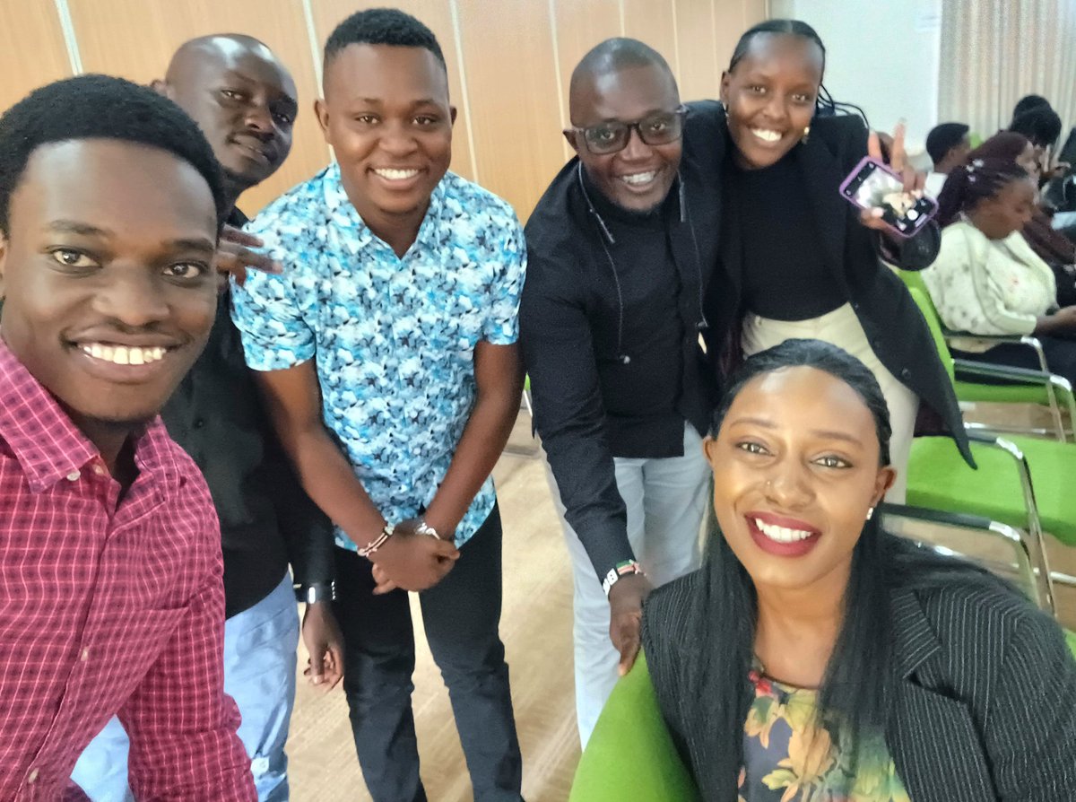 SharonMutende's tweet photo. Attending an advocacy workshop organized by @Kenya_WaterAmb to explore gaps and opportunities in water policy.

#voicesforrivers https://t.co/F3fmo3waZm