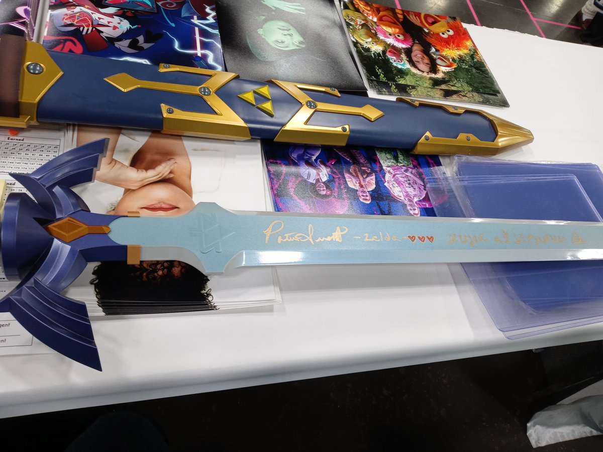 georgeblackII's tweet photo. @Goddess_Hylia @okami_hylia @Summersett_ She is a great human. Signed my new master sword this weekend too https://t.co/ndv2plwExa