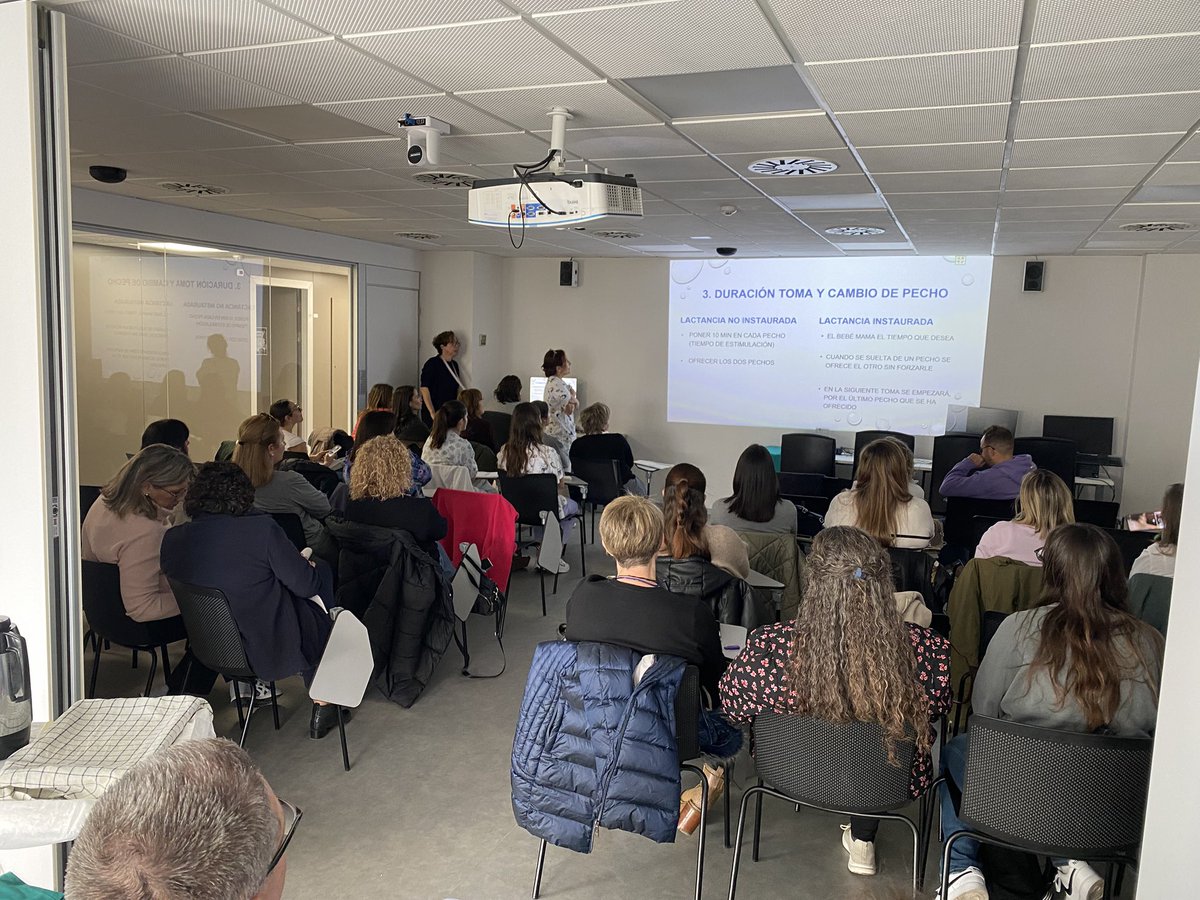 Pablo (@mactub7) on Twitter photo Desde el Servicio de Pediatría de <a href="/GVAclinic/">Hospital Clínic de València</a> las enfermeras pediátricas y TCAEs se forman en todos los protocolos que han diseñado y actualizado para mejorar la calidad de los cuidados. Hoy toca Lactancia Materna. Orgullo 🥹 de nuestro equipo. Desde el Servicio de Pediatría de <a href="/GVAclinic/">Hospital Clínic de València</a> las enfermeras pediátricas y TCAEs se forman en todos los protocolos que han diseñado y actualizado para mejorar la calidad de los cuidados. Hoy toca Lactancia Materna. Orgullo 🥹 de nuestro equipo.