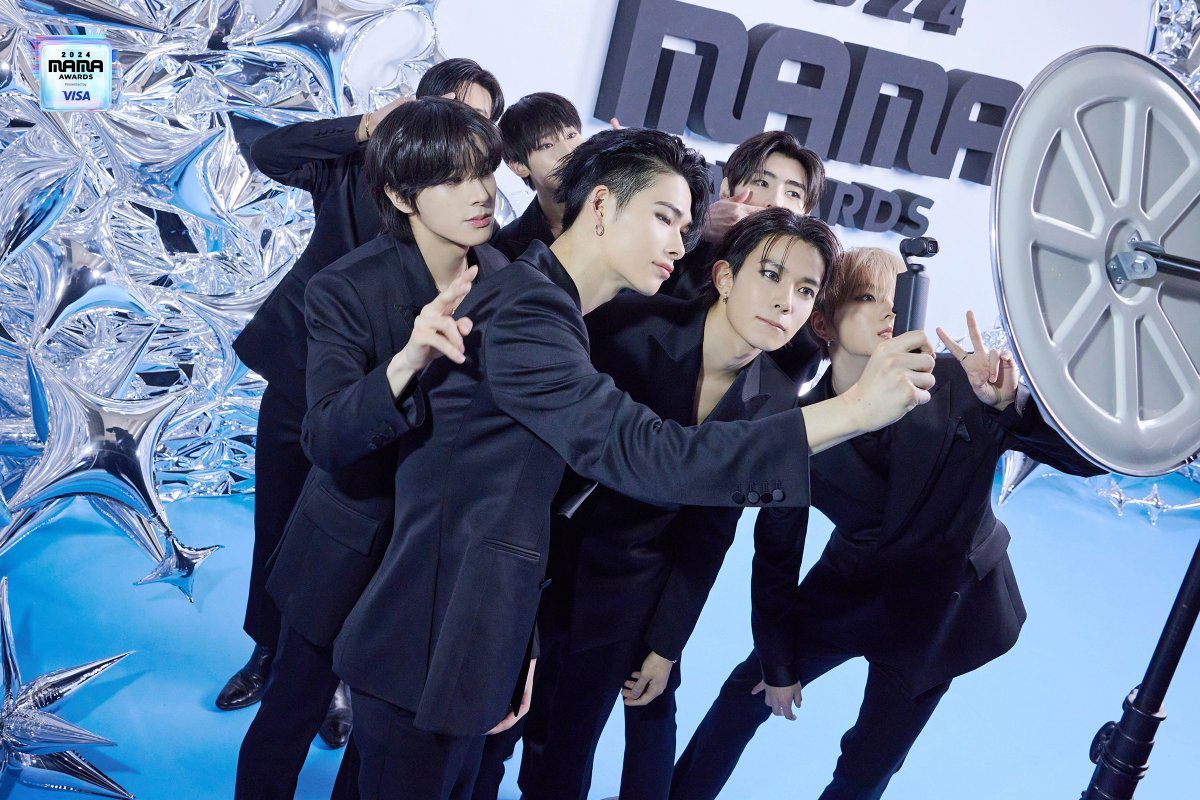 MAMA AWARDS tweet media