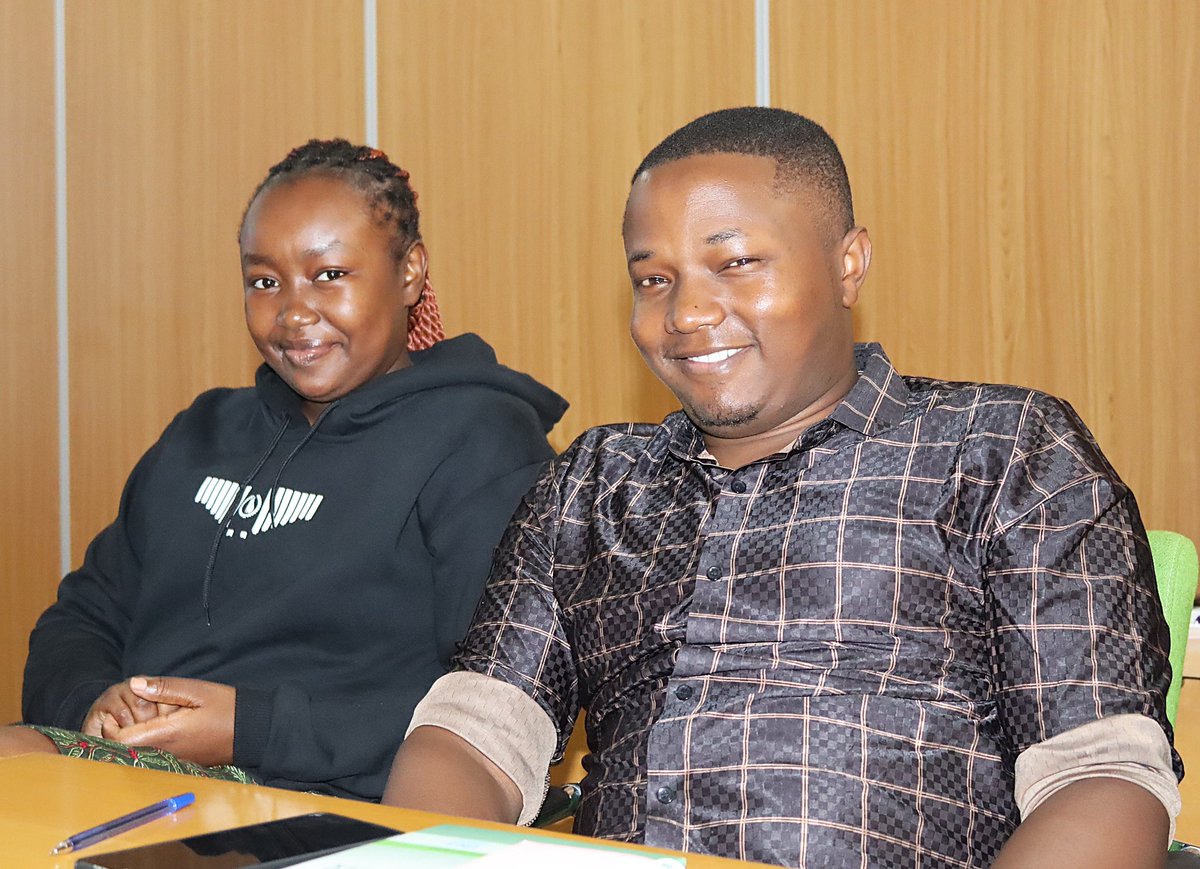 TMisiati's tweet photo. Leveling up my skills at a corporate branding workshop courtesy of @WWF_Kenya and @KenWruas 
#youthshapingthewatersector.
@WWF_Kenya 
@KeWruas
@Kenya_WaterAmb 
@artspace254 
@BrianMisiati 
@GreenfaithKE 
@GreenFaith_Afr https://t.co/VMqmatZFPJ