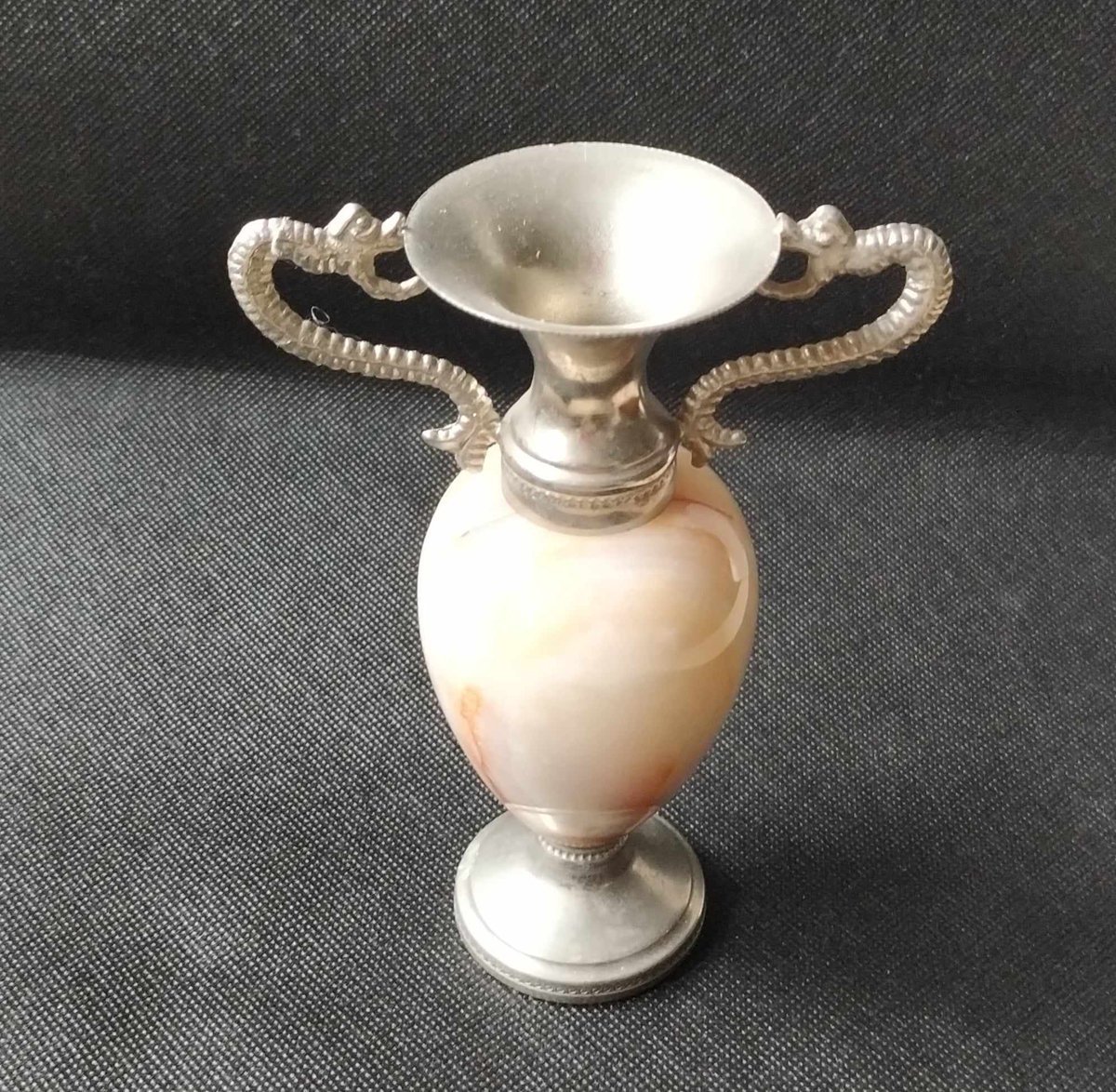 VintageSoviet's tweet photo. #Incense #holder #vase #amphora shaped #Vintage #Onyx and #Metal #Decorative #Amphorae Vase 

https://t.co/5p35BQ0cfC https://t.co/sMTBccY4Su