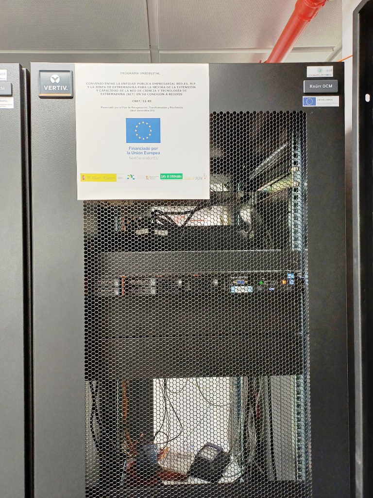 comsa_corp's tweet photo. COMSA Industrial ha completado la actualización de la #RCT de #Extremadura. Este proyecto de #RedIRIS, gestionado por @Red.es con fondos Next Generation EU, ha mejorado la integración de las entidades de la @Junta_Ex con instituciones científicas nacionales e internacionales. https://t.co/l6v5TXIYj9