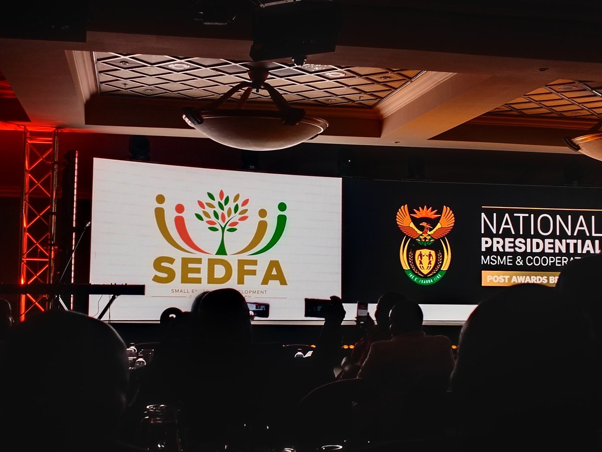 jethro_tr's tweet photo. Beginning of a new Dawn... #Sedfa  #MediaBreakfast https://t.co/7aldDehCFB