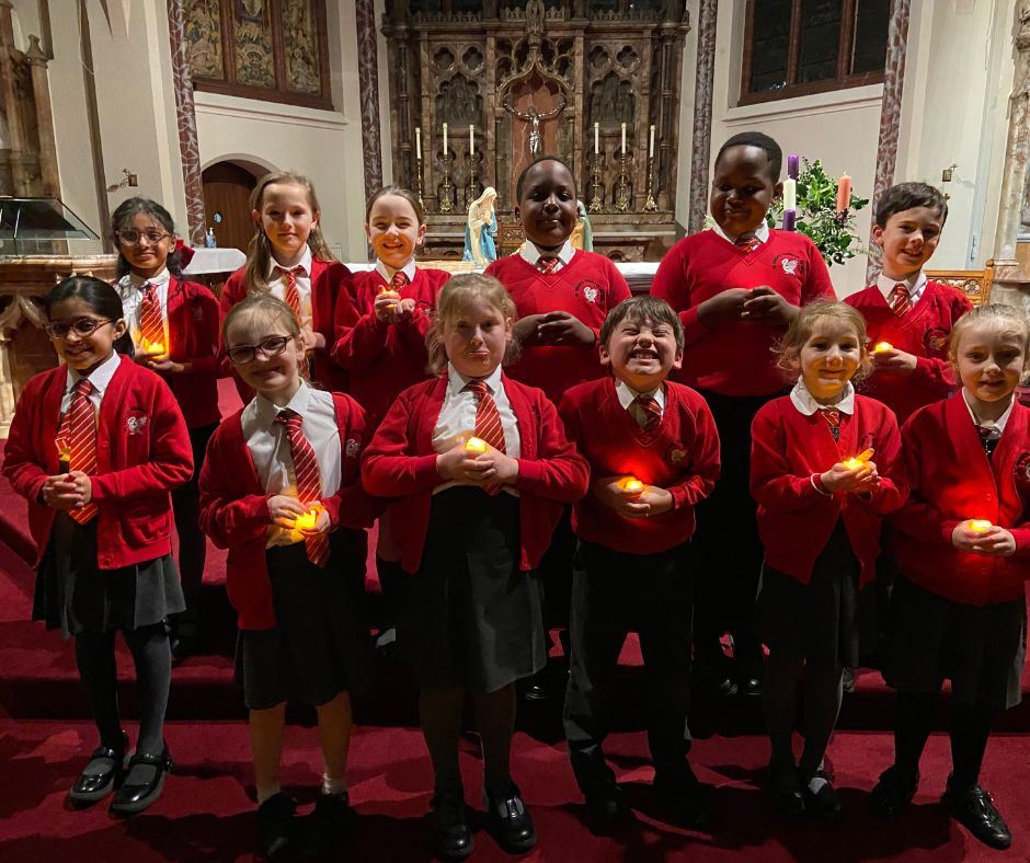 bthcc_college's tweet photo. Thank you so much to everyone who attended our Advent service at @SVPAltrincham last night. The atmosphere was beautiful and prayerful and our students were wonderful - such talent! The musicians were magnificent and the @HughCatholic pupils were a delight to listen to. #bthway https://t.co/SODQNUPvQC