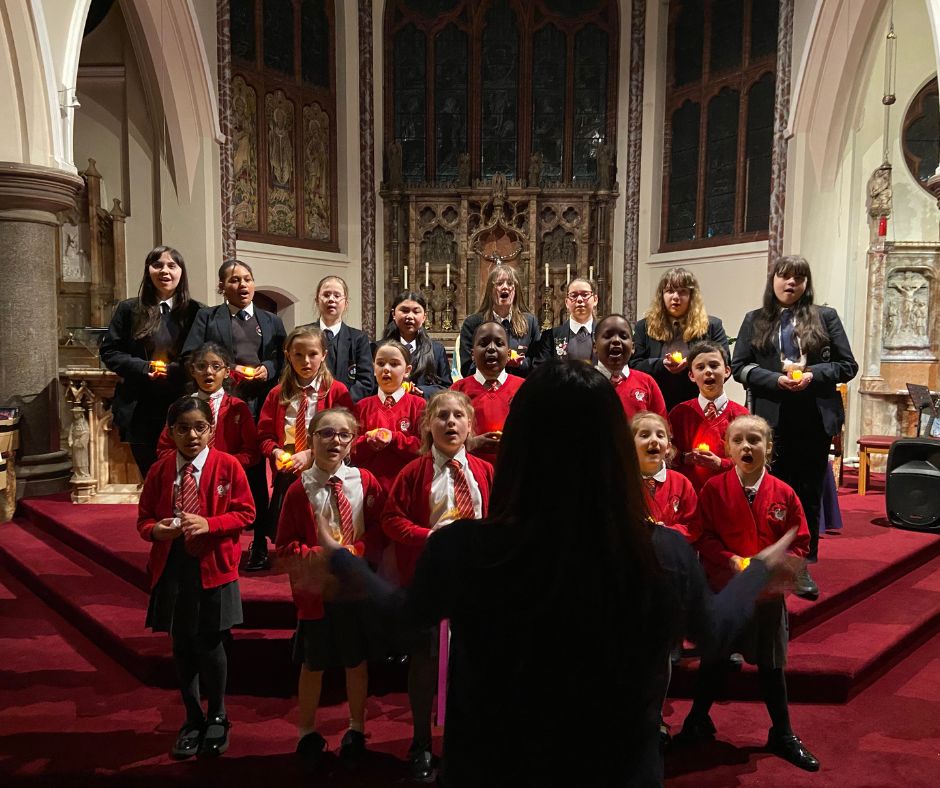 bthcc_college's tweet photo. Thank you so much to everyone who attended our Advent service at @SVPAltrincham last night. The atmosphere was beautiful and prayerful and our students were wonderful - such talent! The musicians were magnificent and the @HughCatholic pupils were a delight to listen to. #bthway https://t.co/SODQNUPvQC