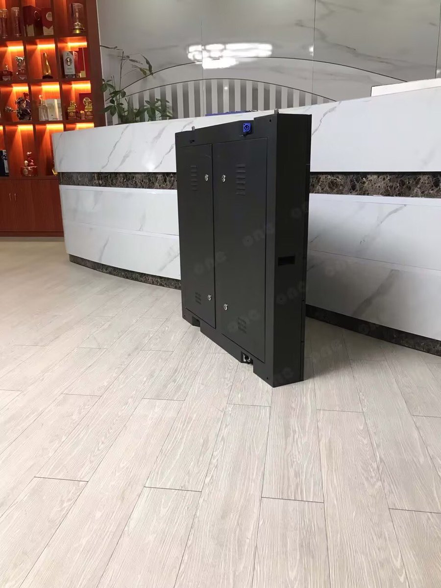 OneledYu156786's tweet image. We are ONE!!!🎚
🍭Outdoor waterproof 960*960mm iron cabinet
🫐P2.5/P3.076/P4/P5/P6.67/P8/P10
🍗Si desea conocer nuestros productos, no dude en ponerse en contacto conmigo.
#painéisdeled #leddisplay #Oneledscreen #ONELED #novastar