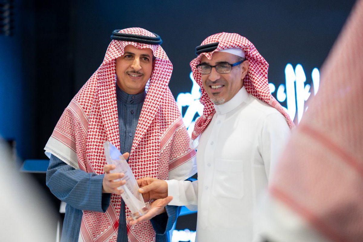 AldukheilGroup's tweet photo. #tadawul #Aldukheil #Aldukheil_financial_group #banan #banan_real_estate #Transfer #main_market #parallel_market #tasi #nomu #cma https://t.co/hJrazwJQep