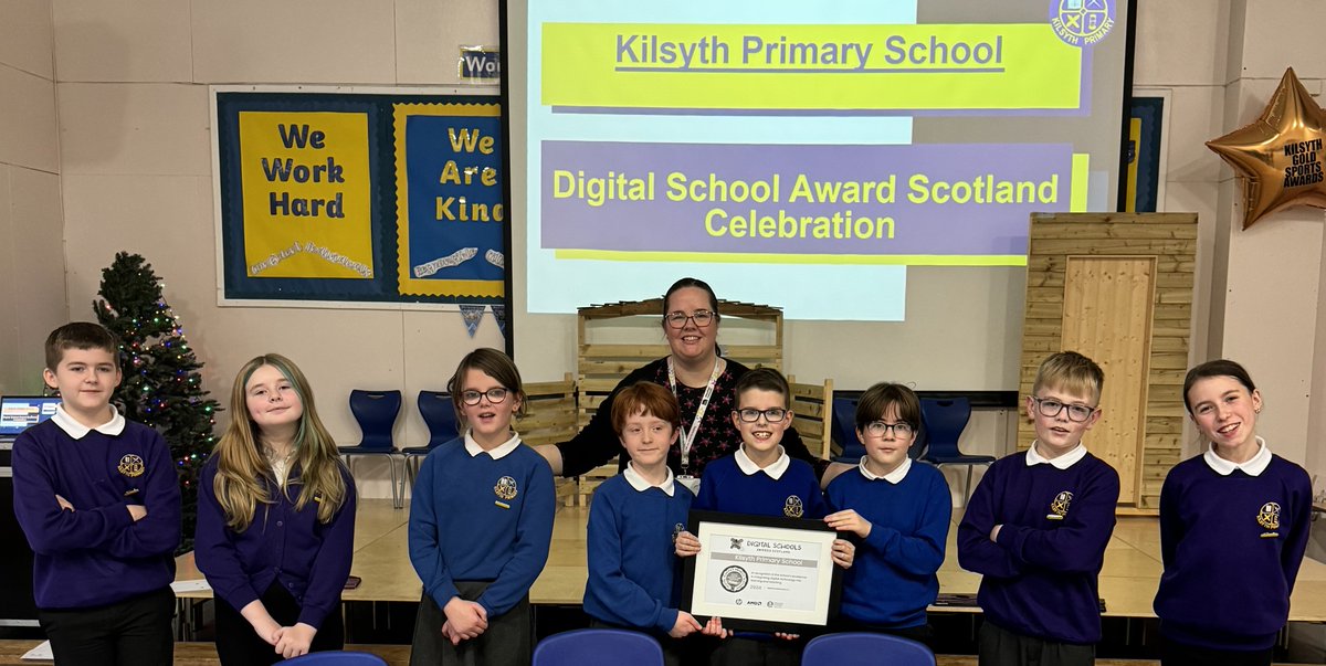 My_Kilsyth's tweet photo. Pupils and staff  @kilsythprimary1 celebrated after achieving the prestigious Digital Schools Award and earning recognition as a Digital Mentoring School, highlighting their commitment to advancing digital education.

Read more: https://t.co/wlEmNzn1PI

#Kilsyth https://t.co/EnCREnMbcb