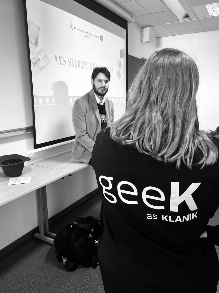 Klanik 🌍 (@klanik_) on Twitter photo 🌟 #AGILEAIXMARSEILLE : QUELLE JOURNÉE !
Klanik était à l'<a href="/espritagile/">Esprit agile</a> pour partager, échanger et… jouer 🎲!
Moments forts de Klanik :
- Jeu « Les Vilains de l’Agilité »
- Atelier « Sherpa Agile »
Merci à tous 🎉 Et toi, ton moment préféré ? 👇 🌟 #AGILEAIXMARSEILLE : QUELLE JOURNÉE !
Klanik était à l'<a href="/espritagile/">Esprit agile</a> pour partager, échanger et… jouer 🎲!
Moments forts de Klanik :
- Jeu « Les Vilains de l’Agilité »
- Atelier « Sherpa Agile »
Merci à tous 🎉 Et toi, ton moment préféré ? 👇