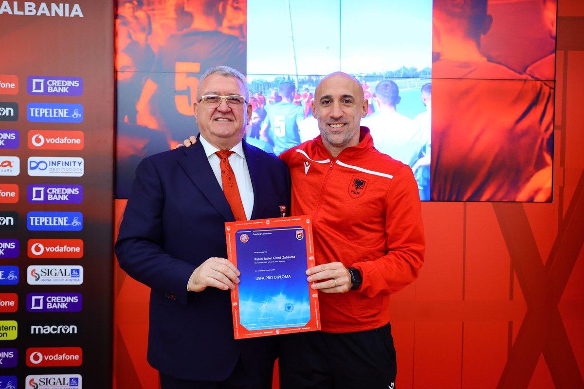 Pablo Zabaleta tweet media