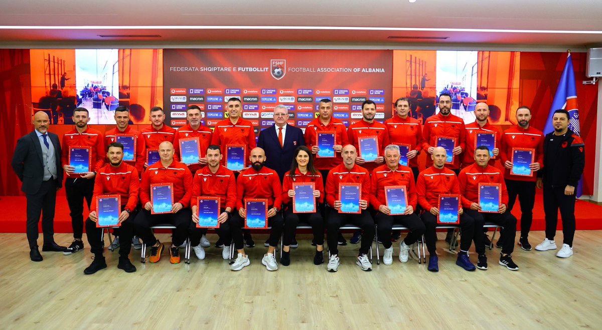 Pablo Zabaleta tweet media