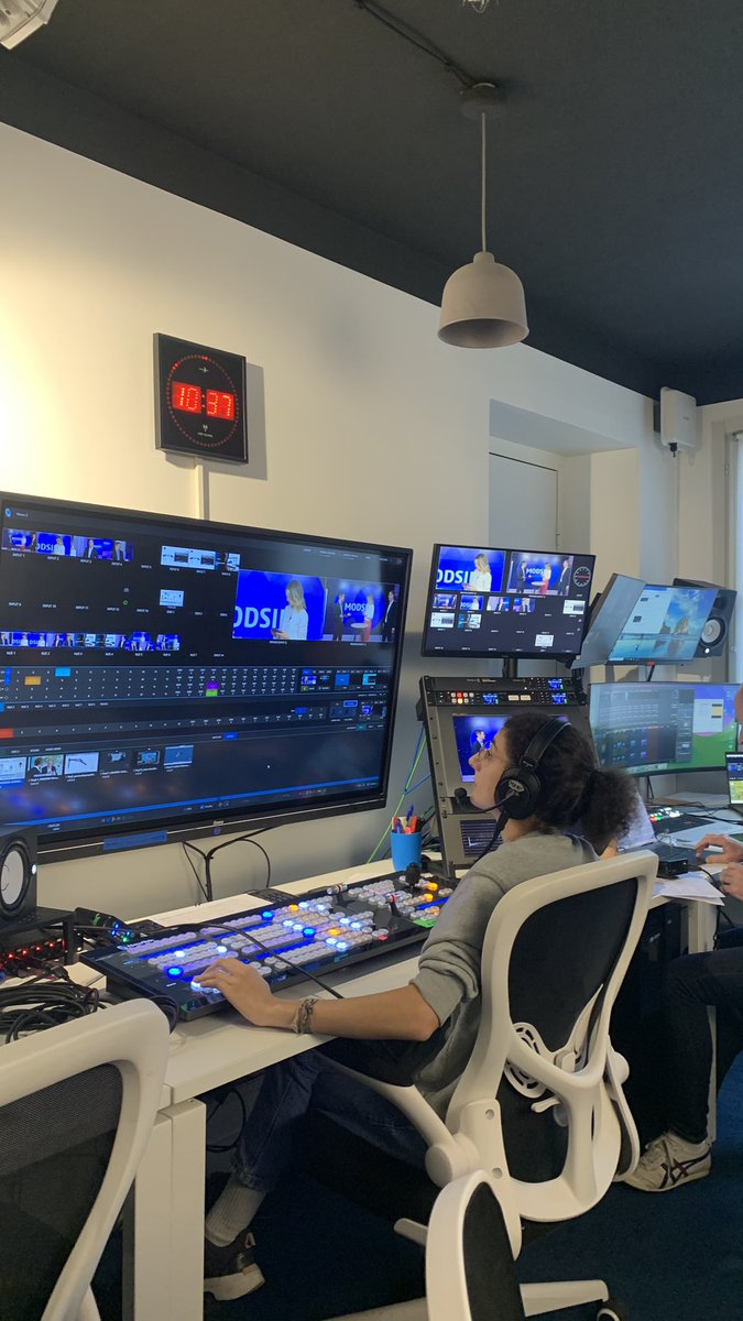 Something is happening here 😎
Stay tuned! #catia #simulia
<a href="/3DS_SIMULIA/">3DS SIMULIA</a>