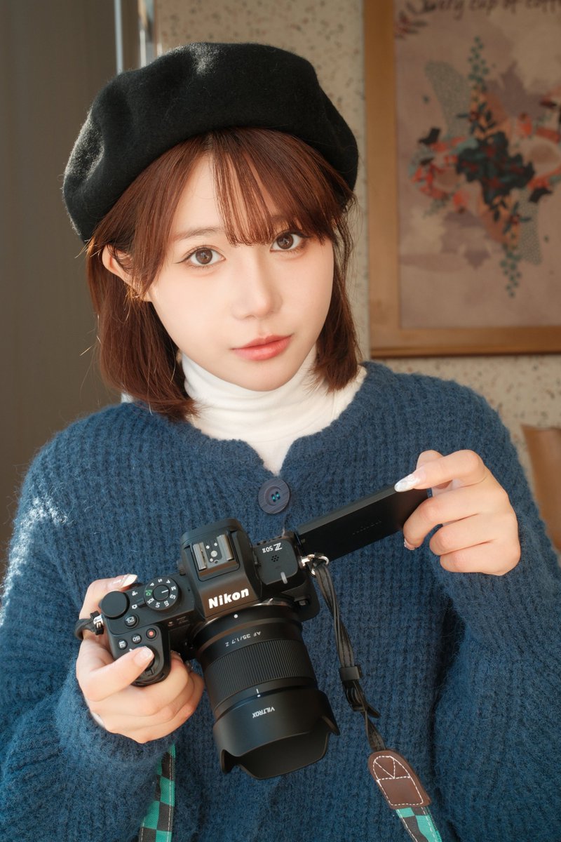 ViltroxOfficial's tweet photo. #Peview AF 35mm F1.7 Z with Nikon Z50 II🥳
@ HIRO_午饭饭
#viltrox #viltroxlens #viltrox35mmf17 #Nikon #NikonZ50II #Nikonphotography #photography #photographygear #cameralens #cameragear #newproduct #streetphotography #portraitphotography https://t.co/RB2l4nYHR9