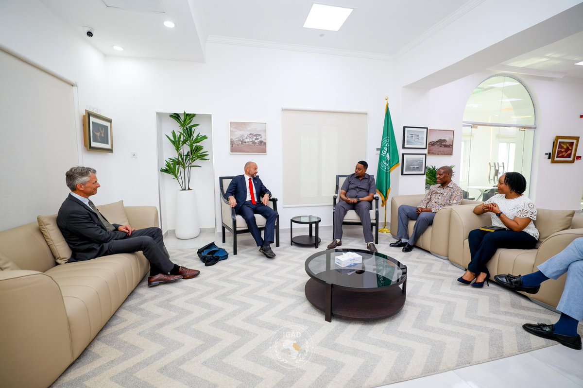 Dr Workneh Gebeyehu (@drworkneh) on Twitter photo Received H.E. Amb. Stian Christensen (<a href="/Stian_C/">Stian Christensen</a>) Norway’s Ambassador to Ethiopia and accredited to IGAD. We discussed the strengthening of IGAD-Norway cooperation in promoting democracy, good governance, peace, security, and inclusive political transitions in the Horn of Africa.
I Received H.E. Amb. Stian Christensen (<a href="/Stian_C/">Stian Christensen</a>) Norway’s Ambassador to Ethiopia and accredited to IGAD. We discussed the strengthening of IGAD-Norway cooperation in promoting democracy, good governance, peace, security, and inclusive political transitions in the Horn of Africa.
I