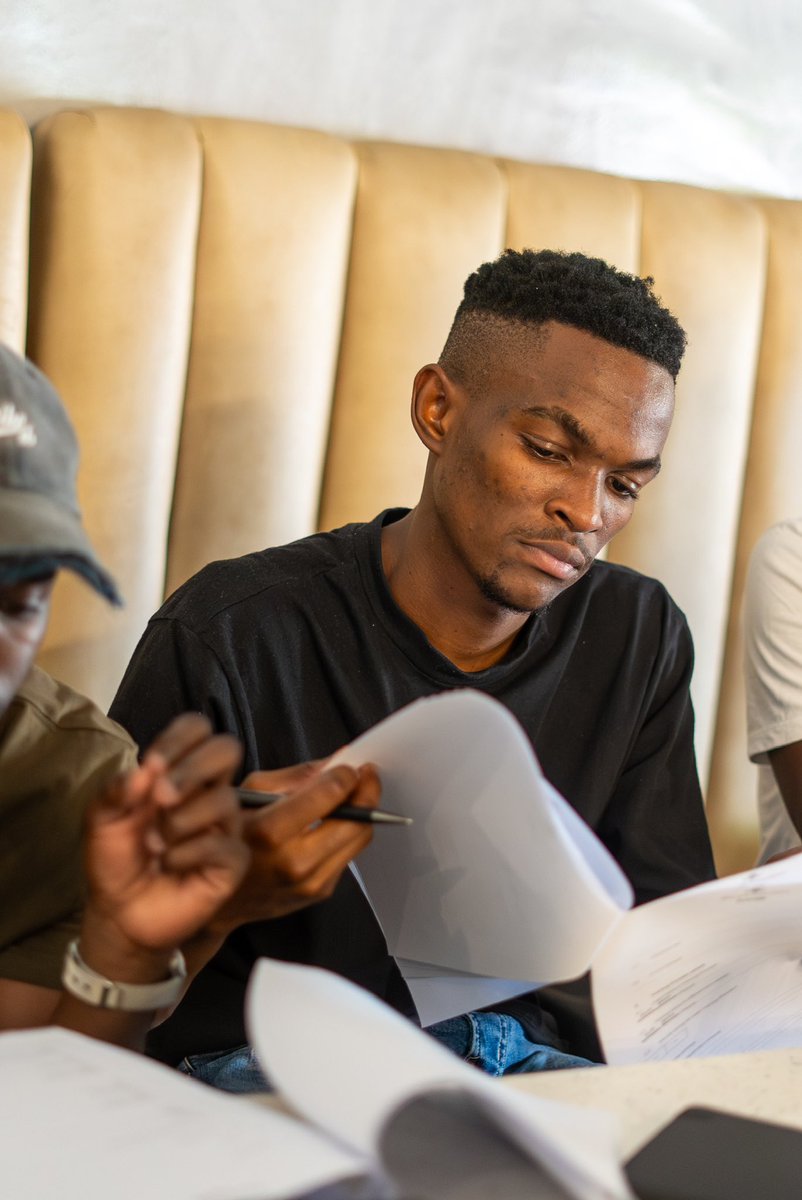 ShimuzicF's tweet photo. Our Students are locked in and focused. #schoolisinsession 🖍️📚
#ShimuzicLearnership #TheHub #HWFXShimuzic #HollywoodFoundation https://t.co/ysY8D5510h