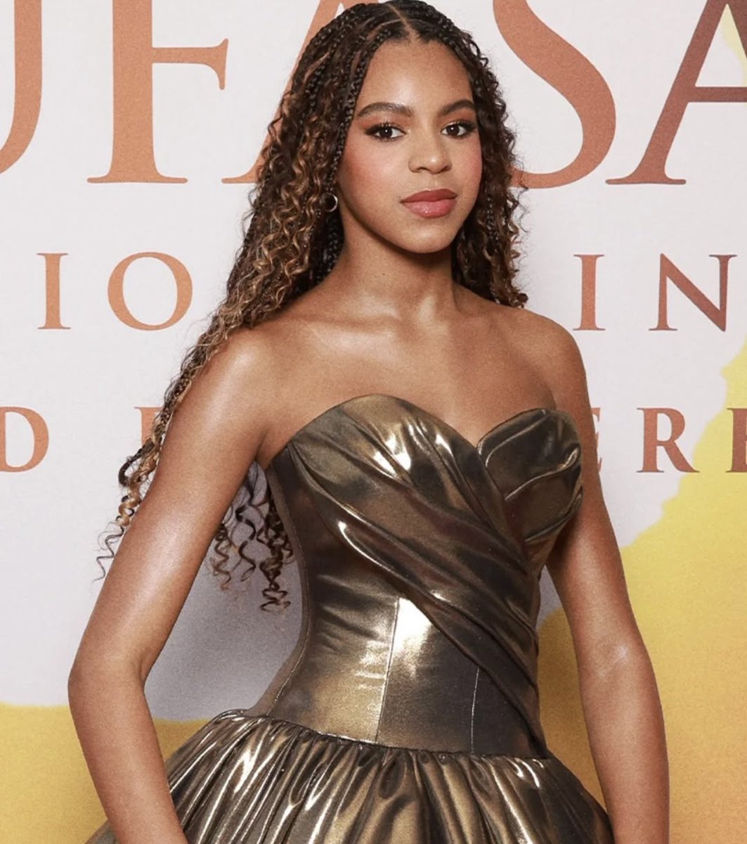 We literally watched Blue ivy & Emmanuella grow up to become beautiful ladies. We literally watched Blue ivy & Emmanuella grow up to become beautiful ladies.