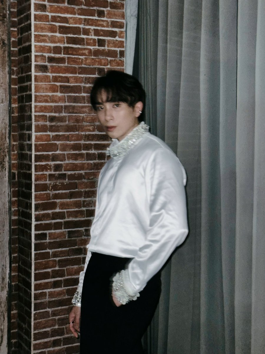 LawrenceHiew22's tweet photo. 🧛🦇 https://t.co/0O9EbQiy2X
