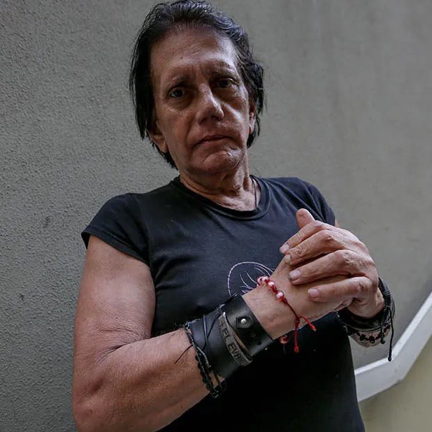 Falleció el cantautor venezolano Trino Mora. 

Pionero del rock 🎸 y eterno rebelde, que su viaje a la eternidad siga siendo musical   🕊