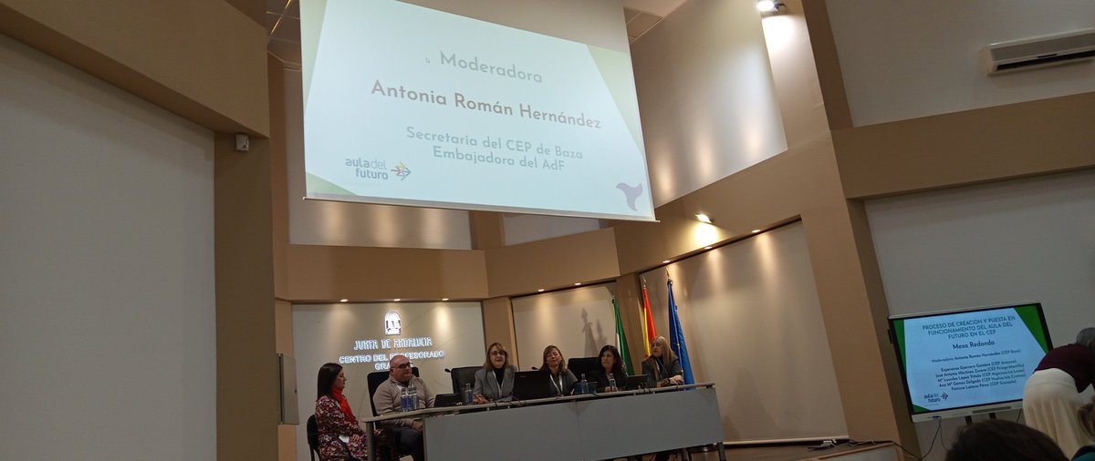 tochemase's tweet photo. Hoy en las jornadas regionales del AdF. Interesante formación para asesorías de formación. Conociendo las experiencias de los distintos CEP de Andalucía en una mesa redonda @cepdegranada #Auladelfuturo #FCL_es #RedAsesora
Martes y miércoles en el CEP de Granada. https://t.co/bJCPt36Ldc