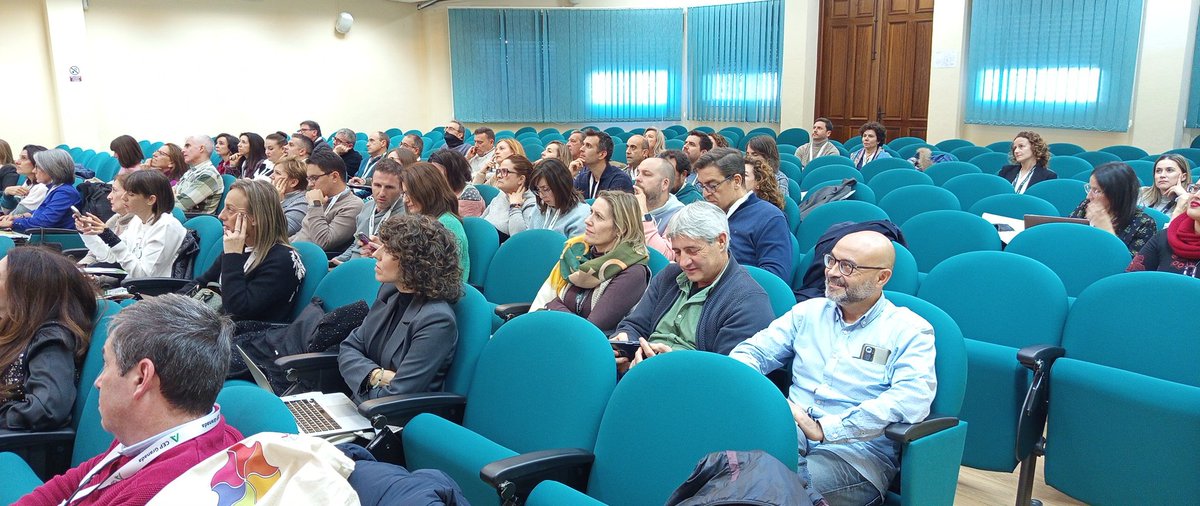 tochemase's tweet photo. Hoy en las jornadas regionales del AdF. Interesante formación para asesorías de formación. Conociendo las experiencias de los distintos CEP de Andalucía en una mesa redonda @cepdegranada #Auladelfuturo #FCL_es #RedAsesora
Martes y miércoles en el CEP de Granada. https://t.co/bJCPt36Ldc