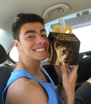 dkokojo's tweet image. #Luigi is shilling #Mshango the new Disney Lion King 🦁👑
#Musafa #Disney @MshangoSol 
 
CA: DYEfj74geugQn1N9e1uHYVEVGGr2EkeDQUZacbNMv1iP