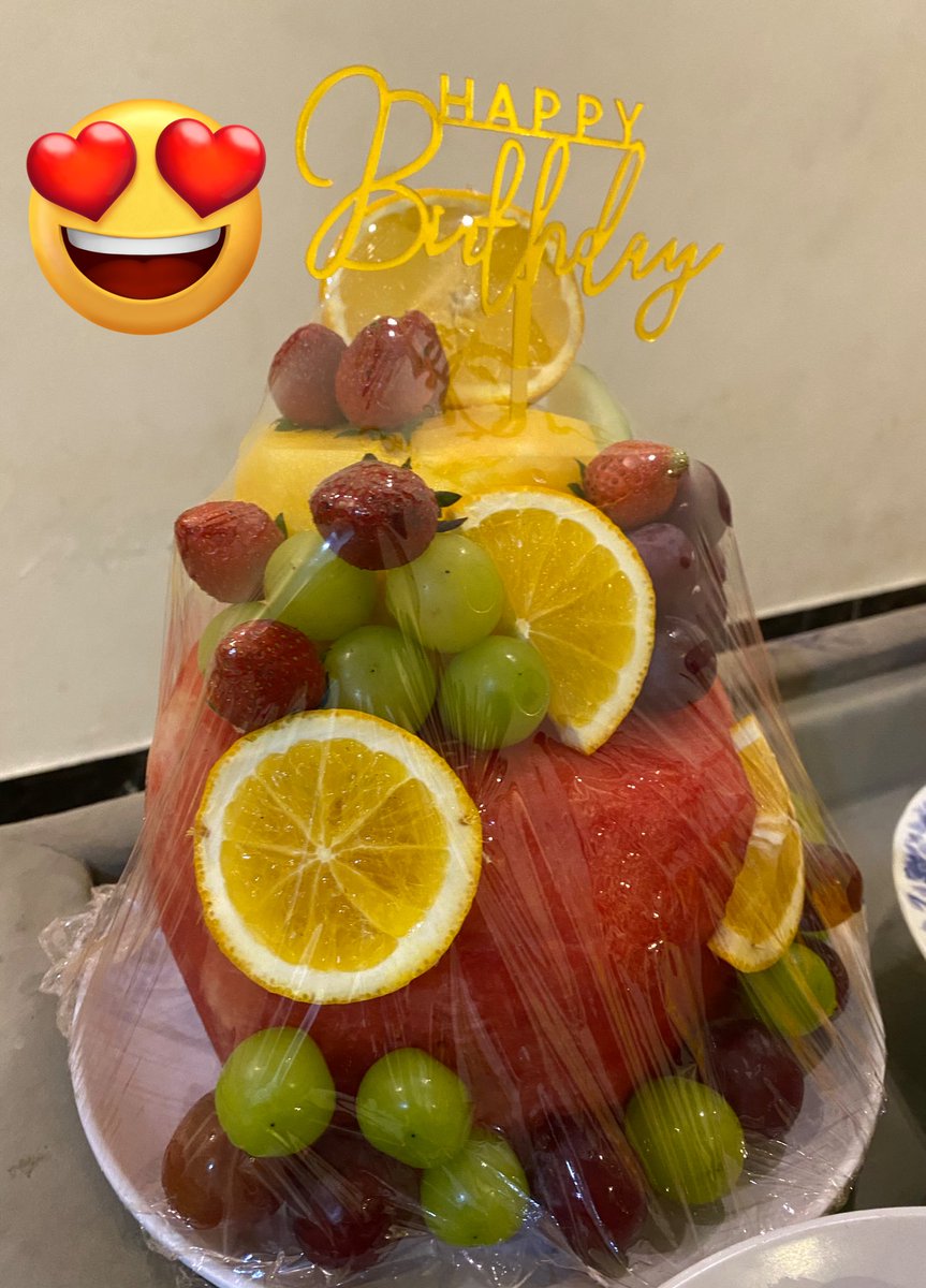 extposure's tweet photo. wkt anakku mau ulg tahun

👩🏻: yang mau pesen roti dmn?
👦🏻: aku bikinin aja, mas kan suka bgt buah pasti dia lebih seneng rotinya dari buah
👩🏻: ....

dia yutub cara bikinnya, belanja buahnya sendiri, trs dia buat sendiri. anak jg seneng bgt😭

👶🏻: papaa mamaa aaacihh😍🤩🥰😘😙😚 https://t.co/CK8RFKciGy